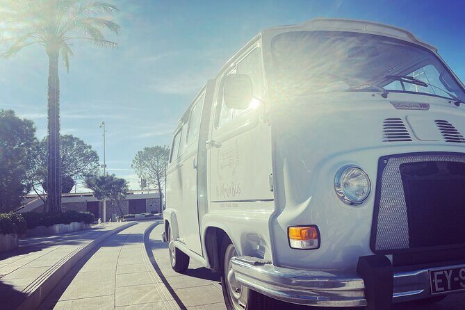 City Tour in Cannes aboard our Classic French Bus! - Key Points