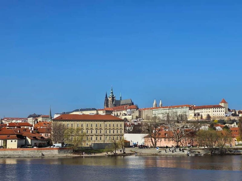 City tour in Prague - The Practical Side: Transport, Price, and Group Size