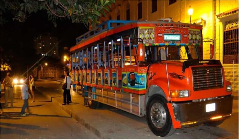 CITY TOUR IN TYPICAL CHIVA Cartagena - Key Points