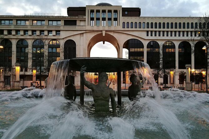 CityTour and Photo Portraits Souvenirs in Montpellier - The Sum Up