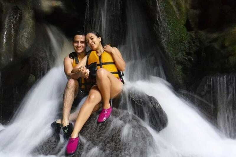 Ciudad Valles: Bridge of God and Hacienda Gómez Tour - The Guides and Transportation