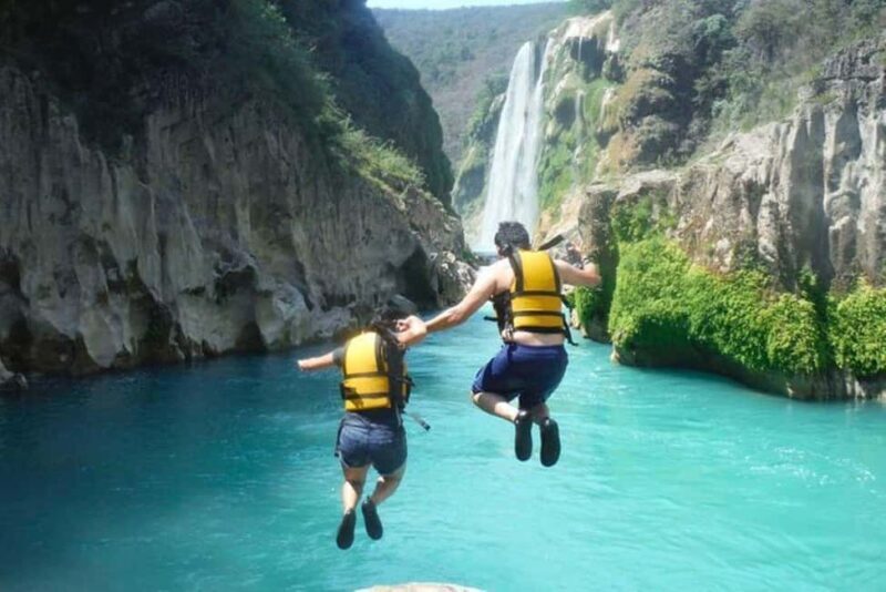 Ciudad Valles: Tamul Waterfall Canoe Ride Experience - A Detailed Look at the Tamul Waterfall Canoe Ride