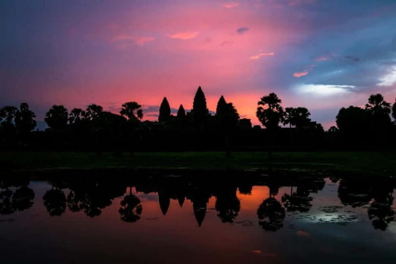 Classic Angkor Wat With Sunrise or Sunset Full Day Tour - Authentic Experience and Local Insights