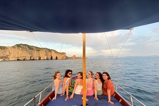 Classic Boat Tour of Naples Bay - Who Will Love This Tour?