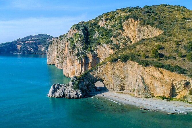"Classic" Boat Trip to Capo Palinuro - Who Should Take This Tour?