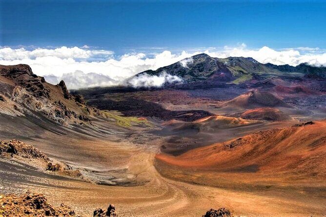 Classic Haleakala Sunrise Tour - Experience Maui’s Majesty with the Classic Haleakala Sunrise Tour