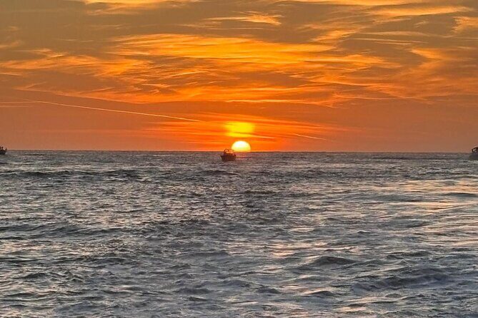 Classic Sunset Cruise departing from Sorrento - Key Points