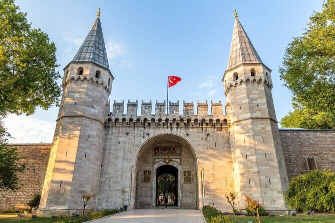 Classical Istanbul |Topkapi Palace, Hagia Sophia, Blue Mosque, Grand Bazaar - Practical Details and Tips for Travelers
