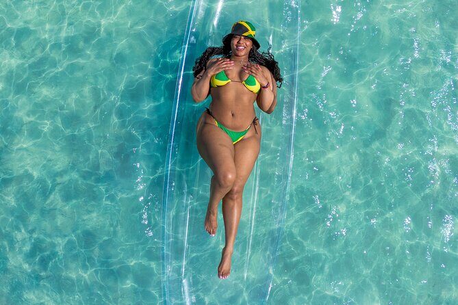 Clear Kayak Photoshoot In Montego Bay. - Key Points