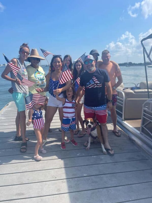 Clearwater: 4 Hour Private Pontoon Boat Rental with Captain - Clearwater: 4 Hour Private Pontoon Boat Rental with Captain — A Relaxed Day on the Water