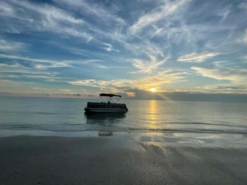 Clearwater: 4 Hour Private Pontoon Boat Rental with Captain - In-Depth Breakdown of the Experience