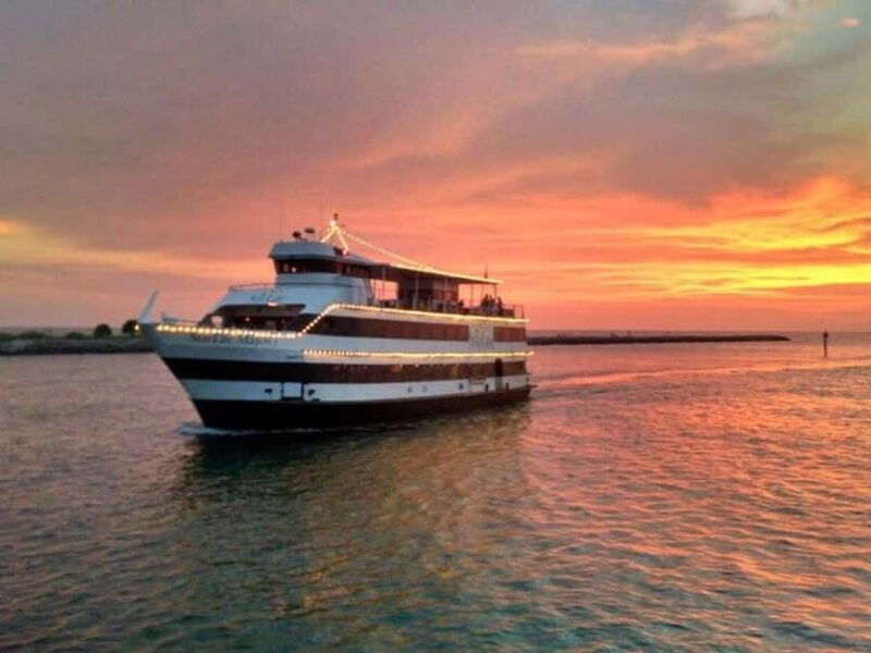 Clearwater Beach: StarLite Majesty Dining Yacht Cruise - The Sum Up