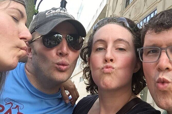 Cleveland City Scavenger Hunt Excursion by 3Quest Challenge - Key Points