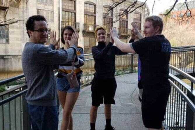 Cleveland Ohio Art Walk in Ohio City Quest Acular Adventure - FAQ