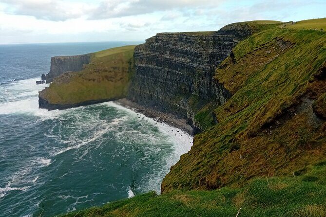 Cliffs of Moher and Wild Atlantic Way Private Tour: From Dublin - A Deep Dive into the Itinerary