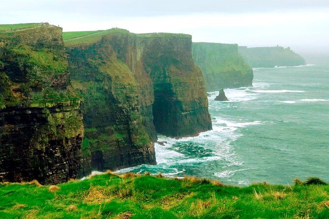Cliffs Of Moher Tour In Spanish - An In-Depth Look at the Experience