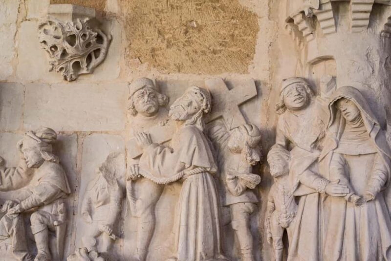Cloister of Cadouin Abbey Entry Ticket - FAQ