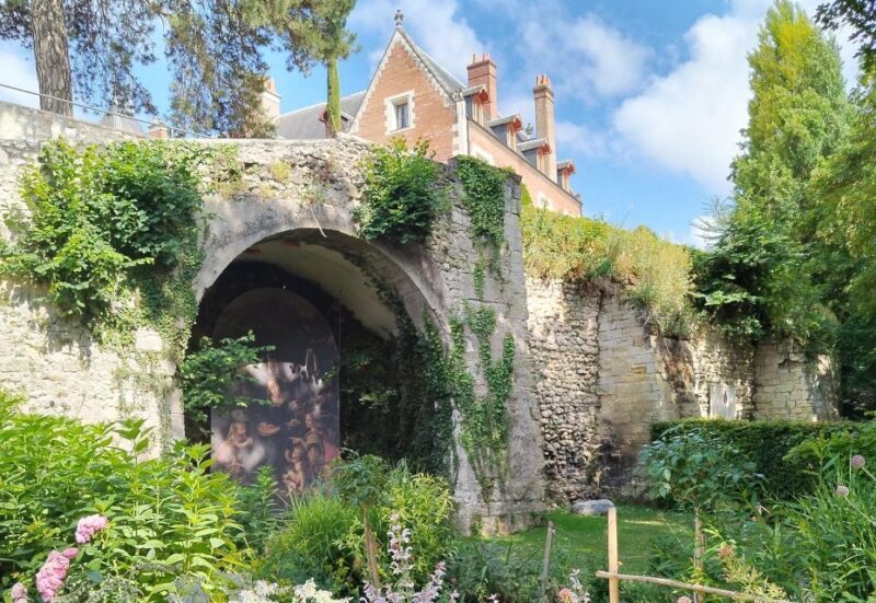 Clos Lucé: Da Vinci's Castle Private Guided Tour with Ticket - Final Thoughts