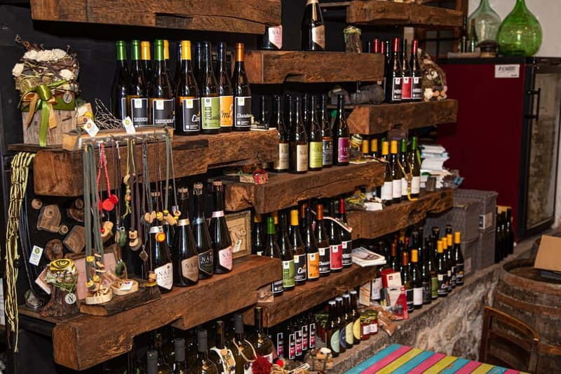 Close to Budapest:Wine Tasting in a Small Cozy Family Winery - Who Will Love This Experience?