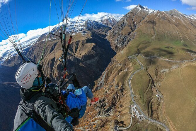 Cloudbase Paragliding in Gudauri, Georgia - Who Should Consider This Experience?