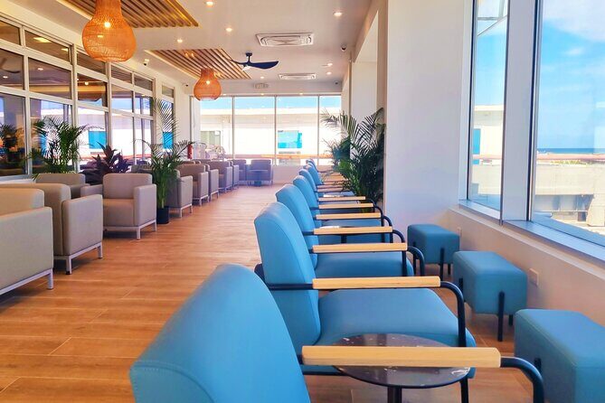 Club Mobay Sangster Airport VIP Lounge with Priority Entry - The Food and Beverages: A Taste of Jamaica and Comfort