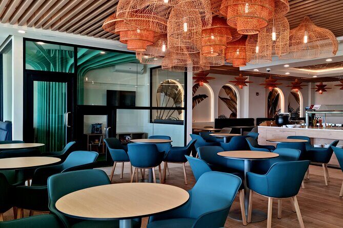 Club Mobay Sangster Airport VIP Lounge with Priority Entry - Who Should Consider This Experience?