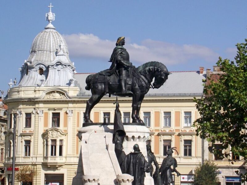 Cluj: City Walking Tour - Religious Diversity and Architectural Highlights