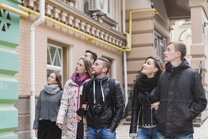 Cluj Must-See Attractions Walking Tour With A Guide - The Value of a Guided City Walk