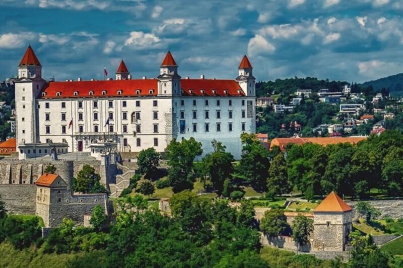 Cluj : Private Walking Tour with A Guide ( Private Tour ) - Key Points