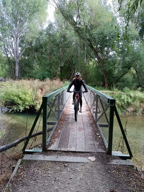 Clyde: Roxburgh Gorge Trail Bike Ride with Jet Boat - A Deep Dive into the Roxburgh Gorge Trail Bike Ride with Jet Boat