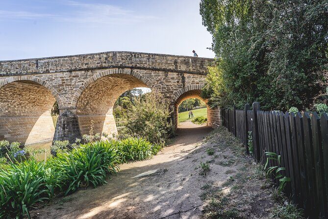 Coal River Valley, Lunch, Richmond & Tastings Private Day Tour - Key Points