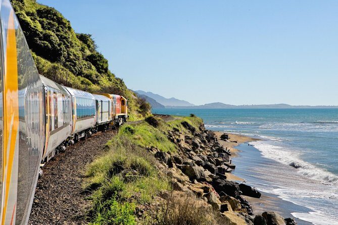 Coastal Pacific Train Journey from Picton to Christchurch - Coastal Pacific Train Journey from Picton to Christchurch