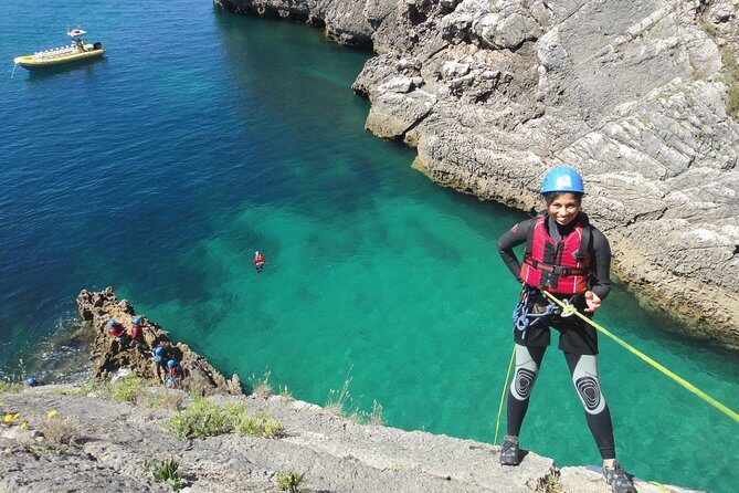 Coasteering in the Arrabida Natural Park (Lisbon region) - FAQ about Coasteering in Arrabida Natural Park