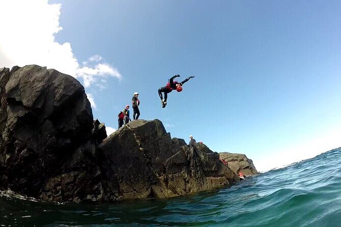 Coasteering on Irelands Wild Atlantic Way - An In-Depth Look at Coasteering on Ireland’s Wild Atlantic Way