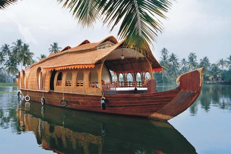Cochin Backwaters Tour: Eco Boat Ride & Traditional Lunch - Who Will Love This Tour?