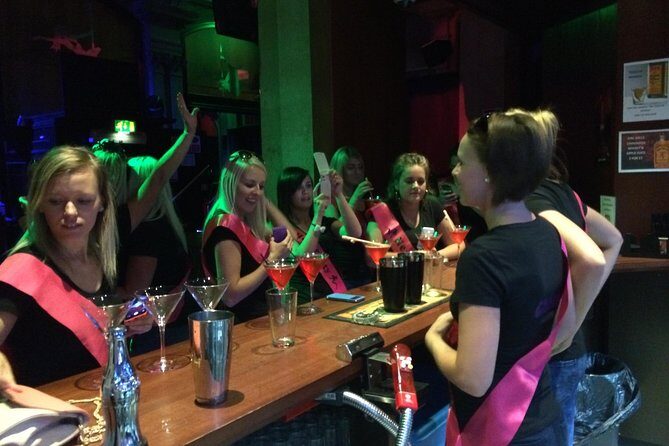 Cocktail Classes in Bristol, England - Key Points