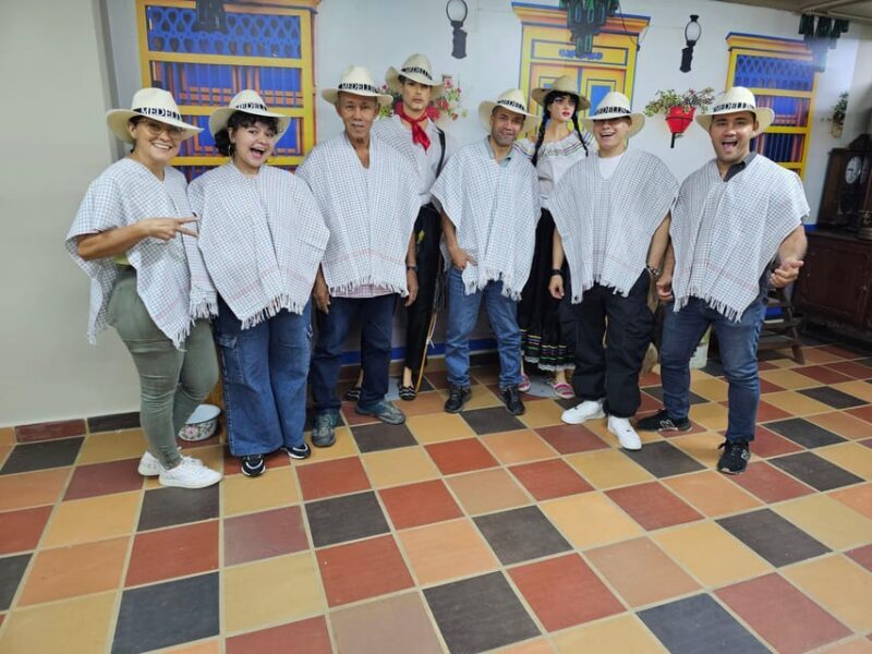 Coffee Experience with roasting show in Comuna 13 - Why This Tour Works Well