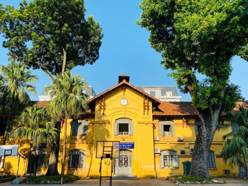 Coffee, History, and Architecture of the French Quarter - Ending the Tour: The Vibrancy of Hanoi Today