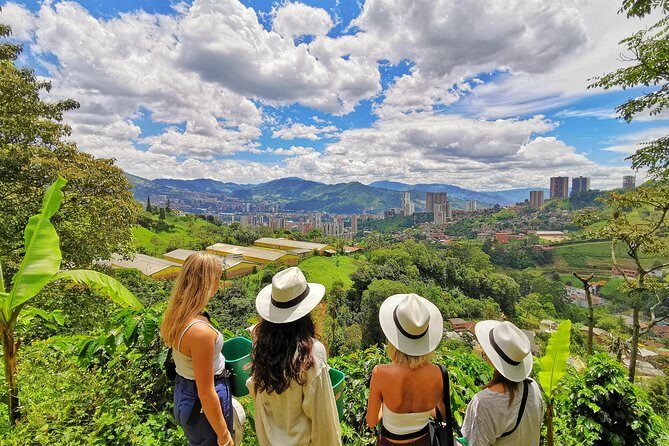 Coffee & Horses Private Tour in Medellin: A Fun & Authentic Day - Key Points