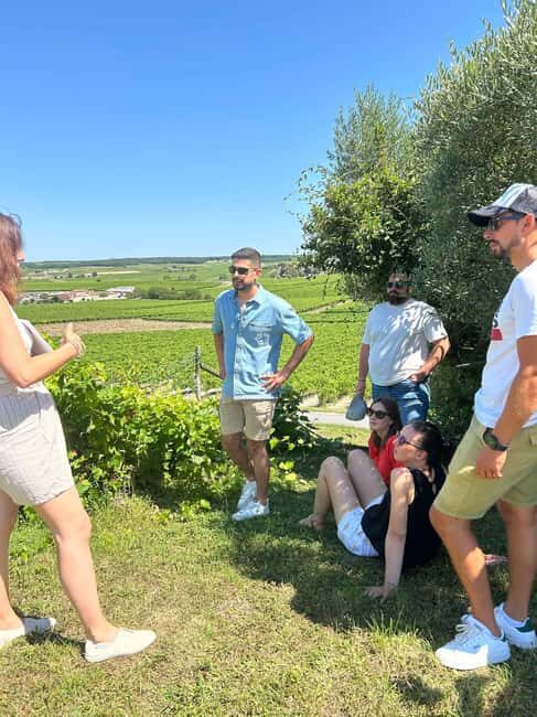 Cognac: 4x4 vineyard tour and cocktail - Experience the Charm of Cognac in a 4x4 Vineyard Tour with Cocktail