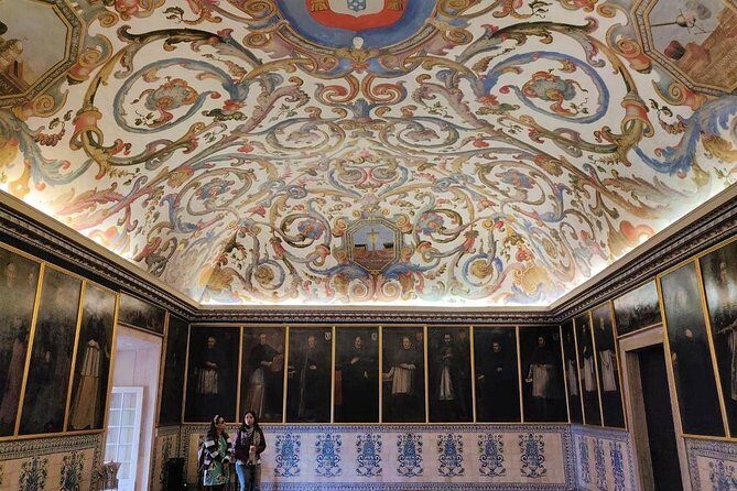 Coimbra & Aveiro Best-Of Private Tour  Customizable Experience - Cruising Through Aveiro’s Canals