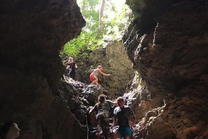 Cole's Cave Hike - FAQs