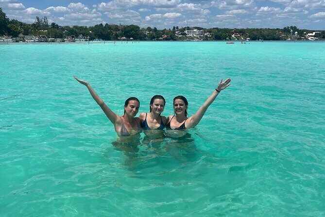 Collective tour of the Rapids of Bacalar in Pontoon - An In-Depth Look at the Bacalar Pontoon Tour