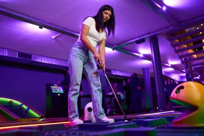 Cologne: Adventure Minigolf  Interactive tour through movie sets! - FAQ