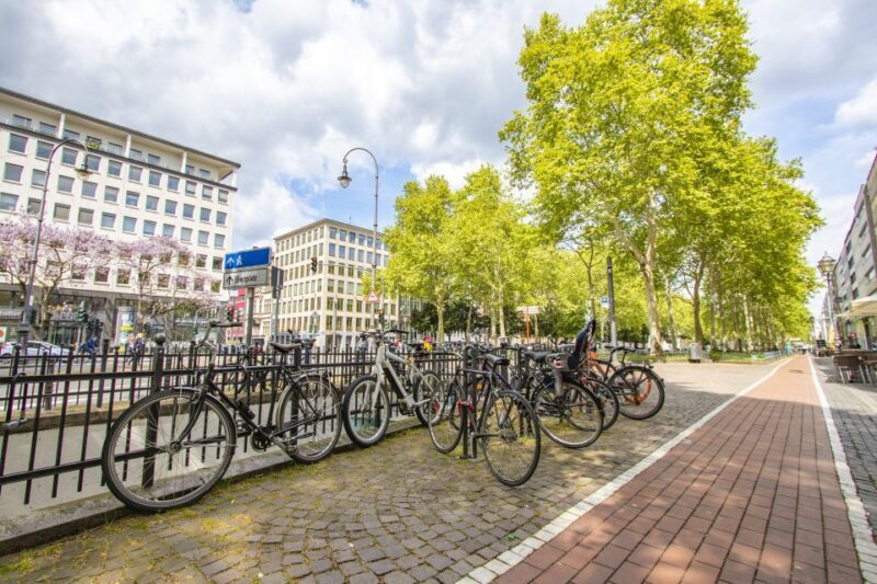 Cologne: Capture the most Photogenic Spots with a Local - A Deep Dive into the Cologne Photo Tour