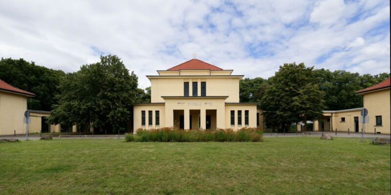 Cologne EL-DE Haus and WWII Jewish Holocaust History Tour - FAQs