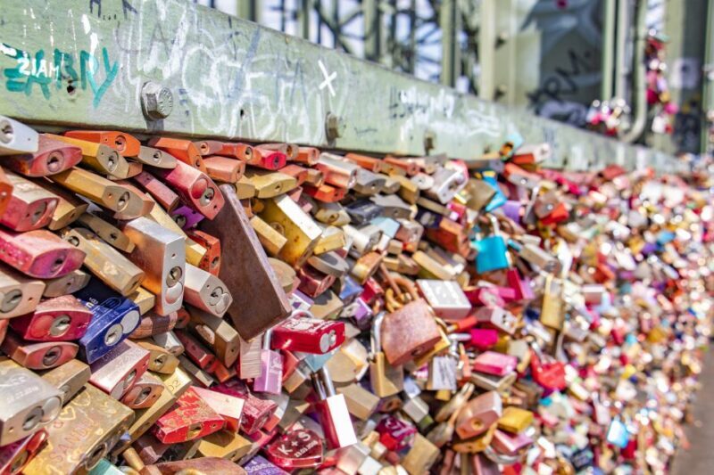 Cologne: Express Walk with a Local in 60 minutes - Who Should Consider This Tour?