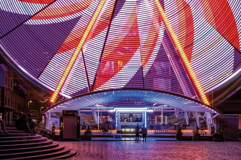 Cologne: Ferris Wheel in front of the Chocolate Museum - Key Points