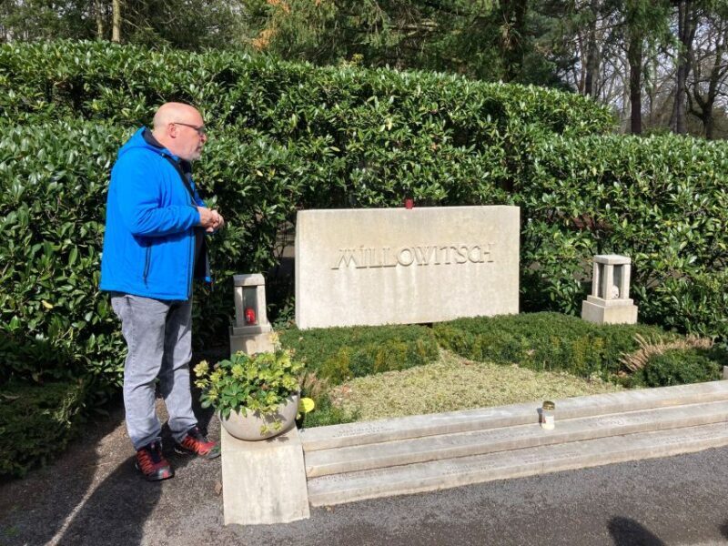 Cologne: Guided Tour of Melatenfriedhof - Exploring Melatenfriedhof: An Authentic Cologne Experience
