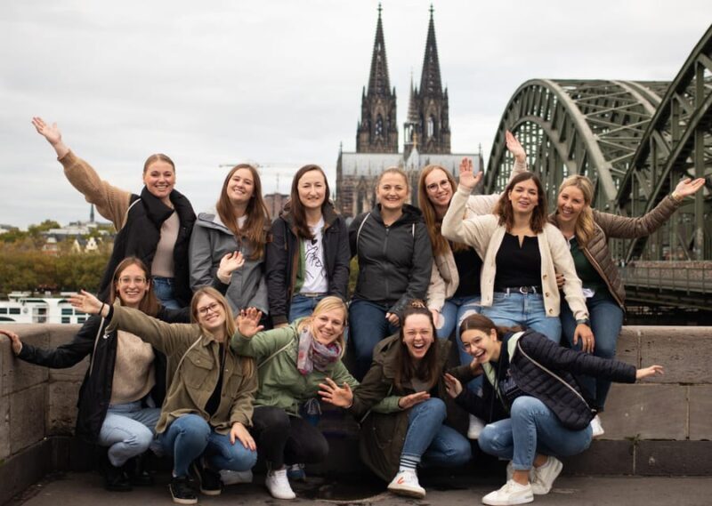 Cologne: JGA Tour in der Altstadt mit Fotoshooting - The Value of This Experience